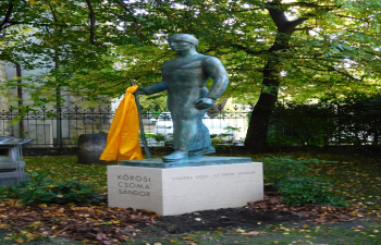 Inauguration of the statue of Alexander Csoma de Koros made by Geza Csorba at Ferenc Hopp Museum